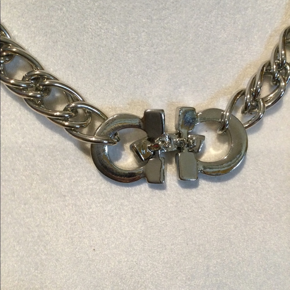 Heavy Double Chain With Unique Center Link Design - image 3